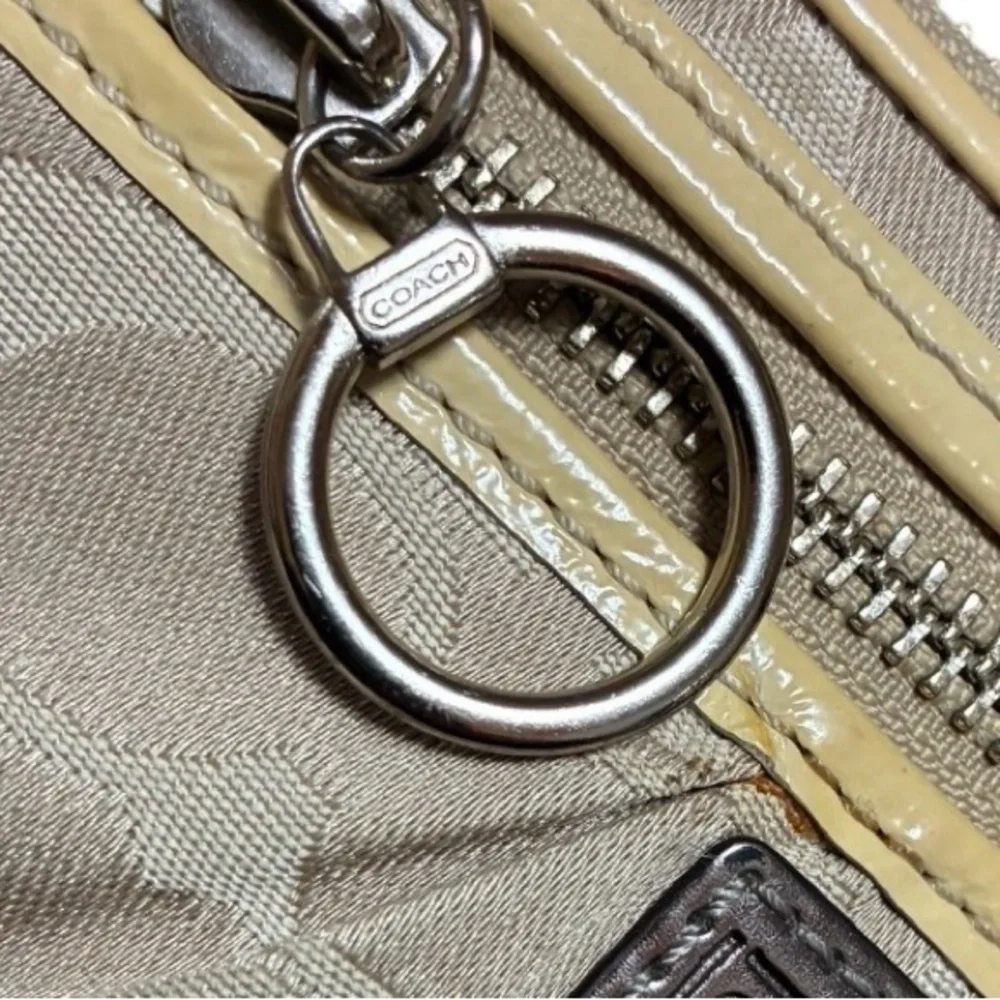 Coach Poppy Yellow Signature Wristlet Wallet - Picture 2 of 12